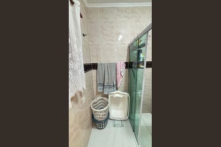 Casa à venda com 240m², 3 quartos e 3 vagas Casa à venda com 240m², 3 quartos e 3 vagasBanheiro