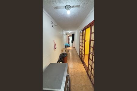 Casa à venda com 240m², 3 quartos e 3 vagas Casa à venda com 240m², 3 quartos e 3 vagasÁrea de Serviço