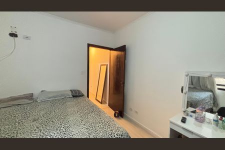 Casa à venda com 240m², 3 quartos e 3 vagas Casa à venda com 240m², 3 quartos e 3 vagasQuarto 1