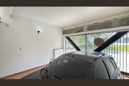 Casa à venda com 240m², 3 quartos e 3 vagas Casa à venda com 240m², 3 quartos e 3 vagasGaragem 1