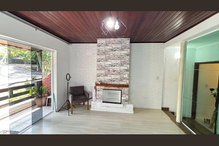 Casa à venda com 240m², 3 quartos e 3 vagas Casa à venda com 240m², 3 quartos e 3 vagasSala 2