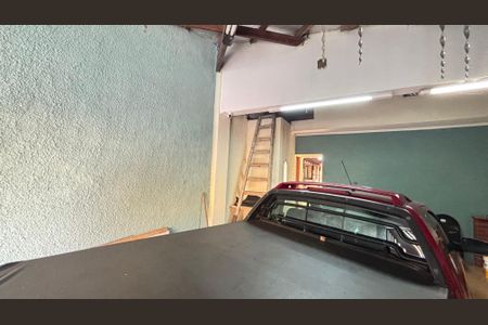 Casa à venda com 240m², 3 quartos e 3 vagas Casa à venda com 240m², 3 quartos e 3 vagasGaragem 2 - Churrasqueira