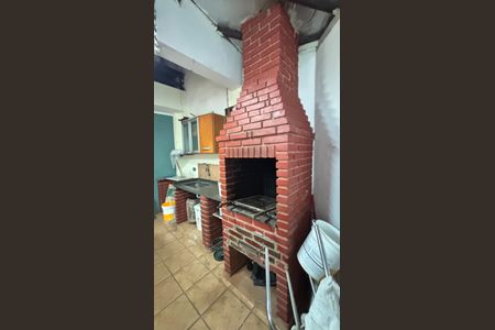 Casa à venda com 240m², 3 quartos e 3 vagas Casa à venda com 240m², 3 quartos e 3 vagasGaragem 2 - Churrasqueira