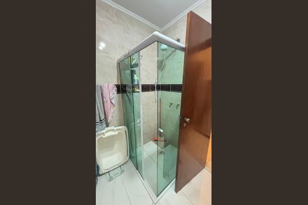 Casa à venda com 240m², 3 quartos e 3 vagas Casa à venda com 240m², 3 quartos e 3 vagasBanheiro