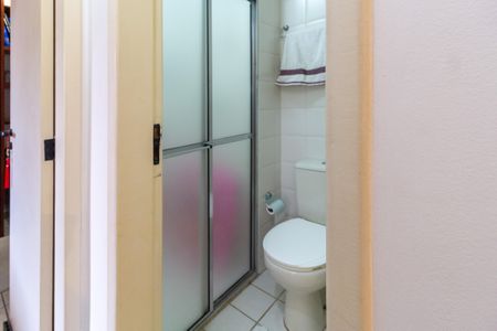 Apartamento à venda com 60m², 2 quartos e 1 vagaBanheiro do Corredor