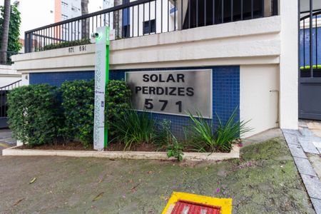 Apartamento à venda com 60m², 2 quartos e 1 vagaFachada e portaria