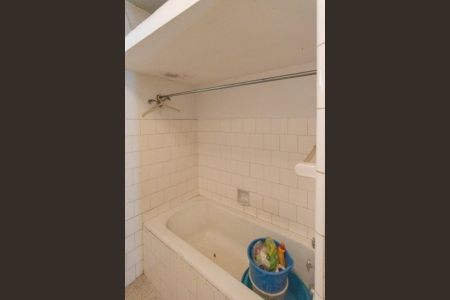 Apartamento à venda com 117m², 2 quartos e sem vagaBanheiro