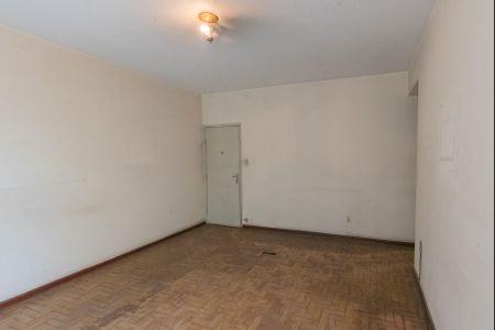 Apartamento à venda com 117m², 2 quartos e sem vagaSala