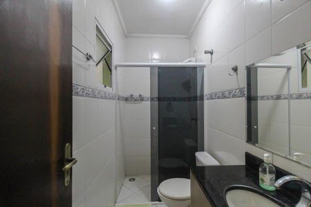 Casa à venda com 130m², 3 quartos e 2 vagasBanheiro