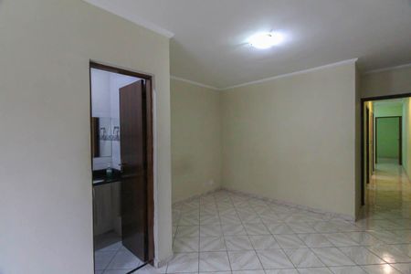 Casa à venda com 130m², 3 quartos e 2 vagasSuite