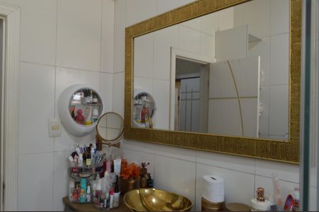 Casa à venda com 350m², 3 quartos e 2 vagas Casa à venda com 350m², 3 quartos e 2 vagasBanheiro da Suíte