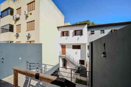 Casa à venda com 316m², 3 quartos e 3 vagas Casa à venda com 316m², 3 quartos e 3 vagasPátio Fundos