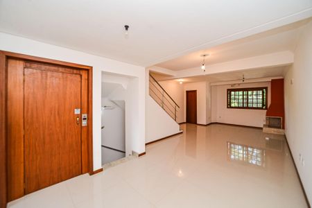 Casa à venda com 316m², 3 quartos e 3 vagas Casa à venda com 316m², 3 quartos e 3 vagasSala