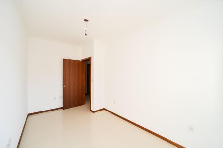 Casa à venda com 316m², 3 quartos e 3 vagas Casa à venda com 316m², 3 quartos e 3 vagasQuarto 2