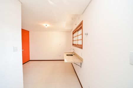 Casa à venda com 316m², 3 quartos e 3 vagas Casa à venda com 316m², 3 quartos e 3 vagasCozinha