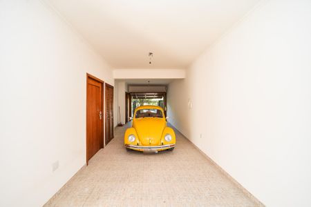 Casa à venda com 316m², 3 quartos e 3 vagas Casa à venda com 316m², 3 quartos e 3 vagasGaragem