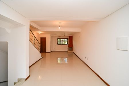 Casa à venda com 316m², 3 quartos e 3 vagas Casa à venda com 316m², 3 quartos e 3 vagasSala