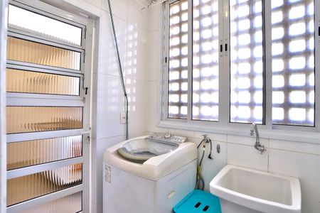 Apartamento à venda com 78m², 2 quartos e 1 vagaÁrea de Serviço