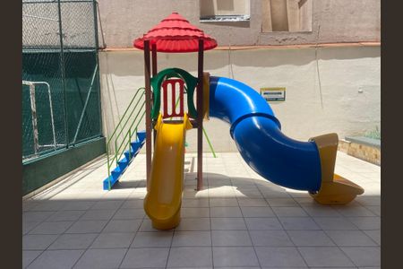 Apartamento à venda com 78m², 2 quartos e 1 vagaÁrea comum