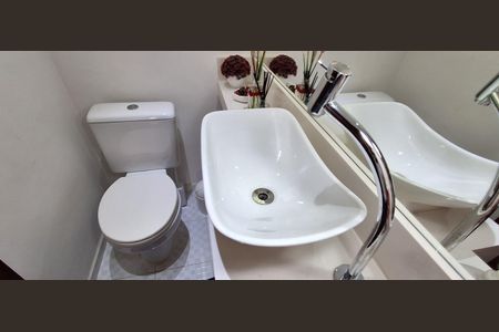 Apartamento à venda com 89m², 3 quartos e 2 vagas Apartamento à venda com 89m², 3 quartos e 2 vagasLavabo