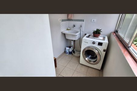 Apartamento à venda com 89m², 3 quartos e 2 vagas Apartamento à venda com 89m², 3 quartos e 2 vagasÁrea de Serviço