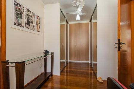 Casa à venda com 240m², 4 quartos e 7 vagasQuarto 3