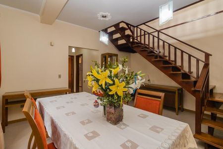 Casa à venda com 240m², 4 quartos e 7 vagasSala de jantar