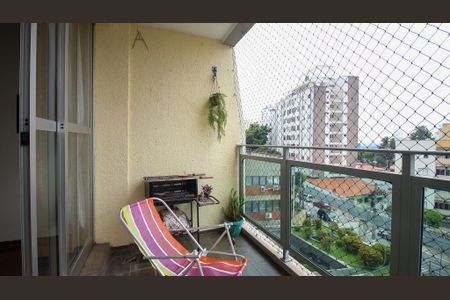 Apartamento à venda com 125m², 3 quartos e 1 vaga Apartamento à venda com 125m², 3 quartos e 1 vagavaranda
