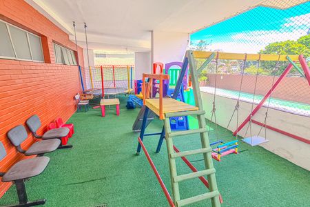 Apartamento à venda com 66m², 2 quartos e 1 vagaÁrea comum - Playground