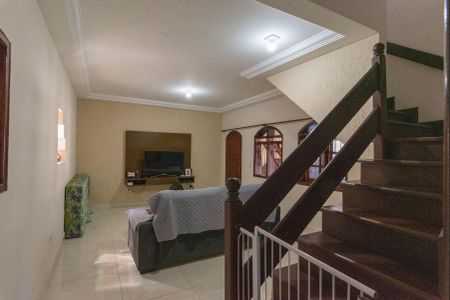 Casa à venda com 300m², 3 quartos e 4 vagasSala