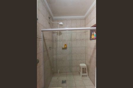 Casa à venda com 300m², 3 quartos e 4 vagasBanheiro de serviço