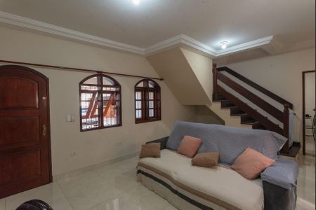 Casa à venda com 300m², 3 quartos e 4 vagasSala
