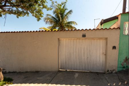 Casa à venda com 300m², 3 quartos e 4 vagasFachada