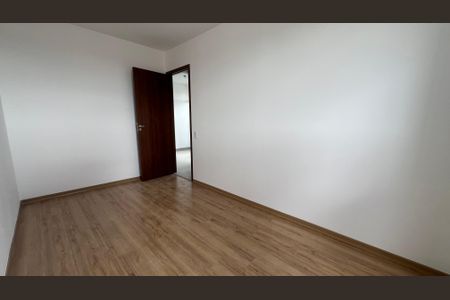 Apartamento à venda com 51m², 2 quartos e 1 vagaQuarto 02
