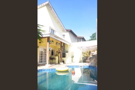 Casa à venda com 400m², 5 quartos e 6 vagasQuintal e Piscina