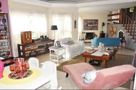 Casa à venda com 400m², 5 quartos e 6 vagasDetalhe - Sala