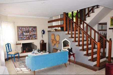 Casa à venda com 400m², 5 quartos e 6 vagasDetalhe - Sala