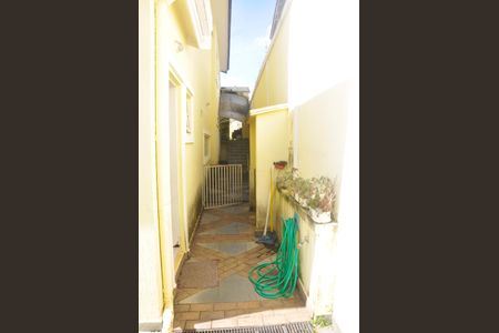 Casa à venda com 400m², 5 quartos e 6 vagasCorredor Lateral