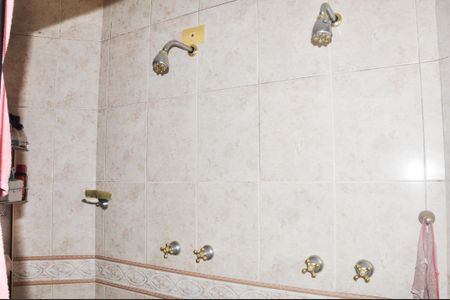 Casa à venda com 400m², 5 quartos e 6 vagasDetalhe - Suíte