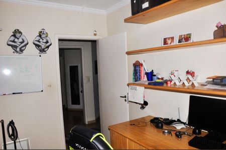 Casa à venda com 400m², 5 quartos e 6 vagasDetalhe - Quarto 03