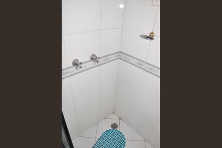 Casa à venda com 400m², 5 quartos e 6 vagasDetalhe - Suíte