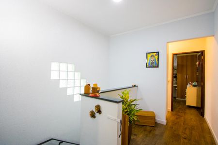 Casa à venda com 200m², 3 quartos e 4 vagas Casa à venda com 200m², 3 quartos e 4 vagasCorredor