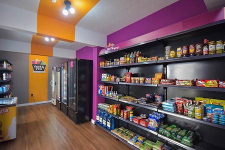 Apartamento para alugar com 40m², 2 quartos e 1 vaga Apartamento para alugar com 40m², 2 quartos e 1 vagaÁrea comum - Mercadinho