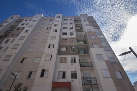 Apartamento para alugar com 40m², 2 quartos e 1 vaga Apartamento para alugar com 40m², 2 quartos e 1 vagaFachada