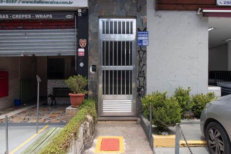 Apartamento à venda com 78m², 2 quartos e sem vaga Apartamento à venda com 78m², 2 quartos e sem vagaFachada