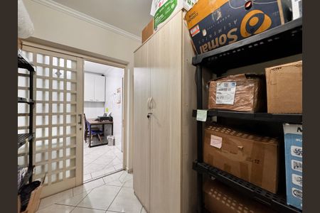 Casa à venda com 221m², 4 quartos e 7 vagasDepósito