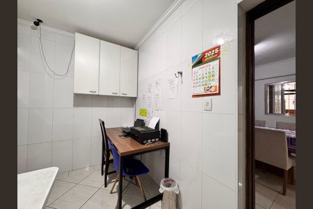 Casa à venda com 221m², 4 quartos e 7 vagasEscritório