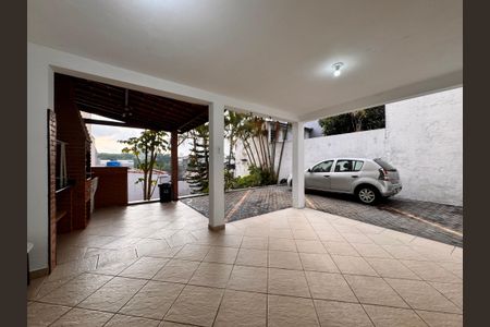 Casa à venda com 221m², 4 quartos e 7 vagasQuintal e área gourmet