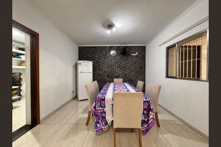 Casa à venda com 221m², 4 quartos e 7 vagasCozinha