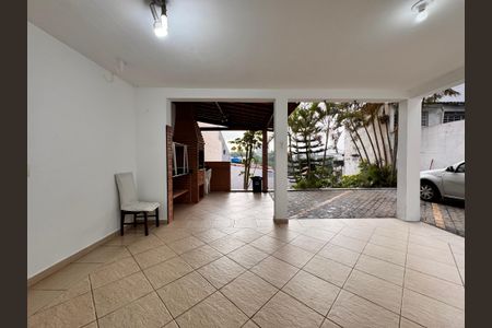 Casa à venda com 221m², 4 quartos e 7 vagasQuintal e área gourmet